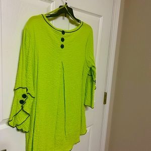 NEW-ALI MILES LIME GREEN WITH FRONT & BACK, BLACK BUTTONS